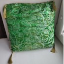 Декоративная подушка ручной работы GREEN, 40 х 40 см с кисточками